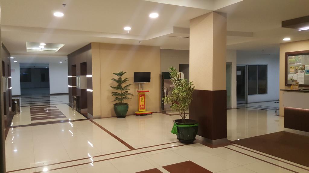 Reddoorz Apartment @ Emerald Towers Bandung Zewnętrze zdjęcie