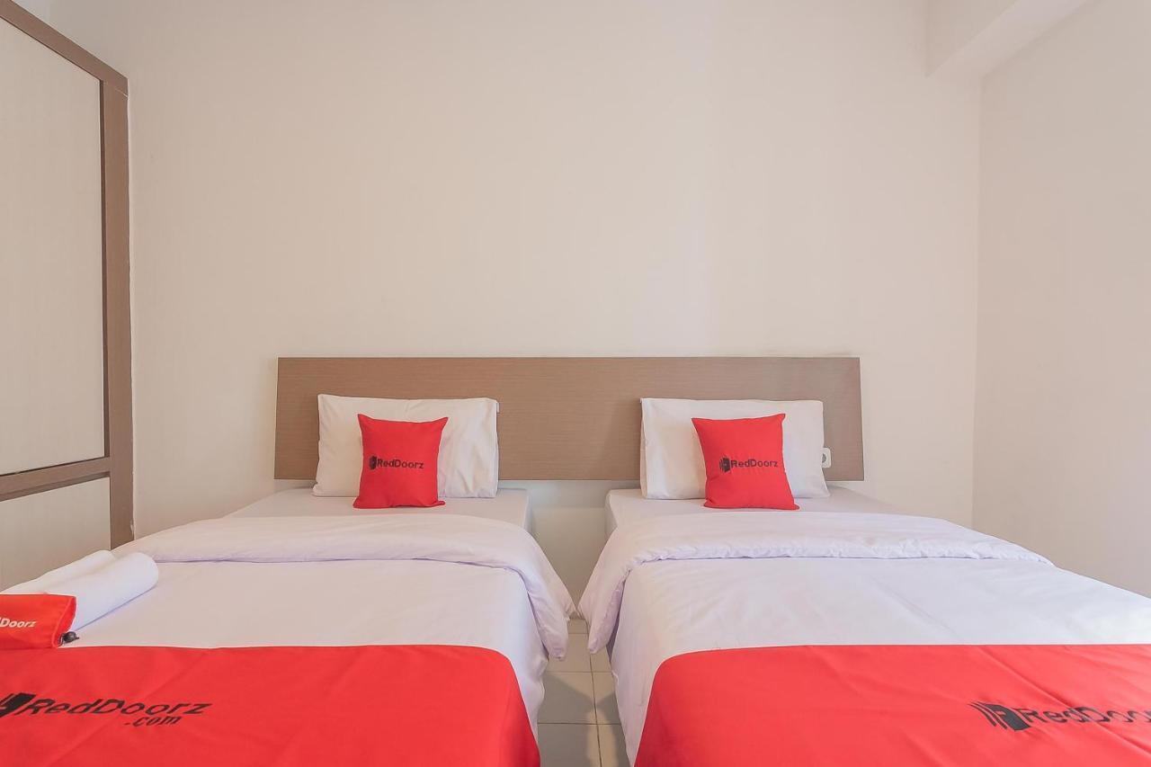 Reddoorz Apartment @ Emerald Towers Bandung Zewnętrze zdjęcie